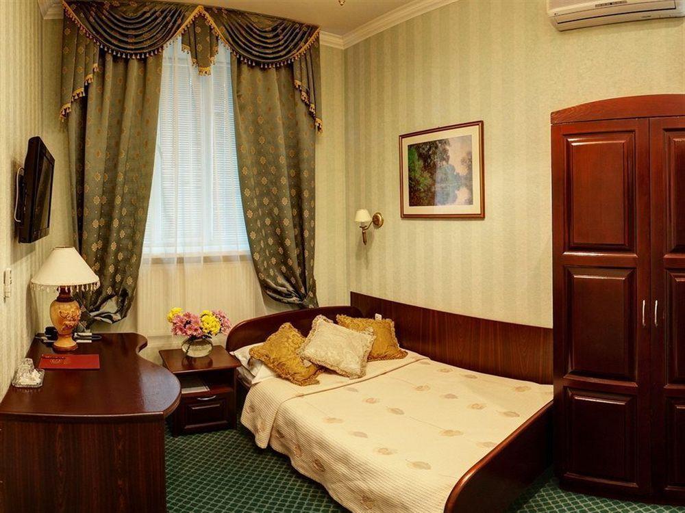 Gallery Hotel Gintama Apgrade Kyiv Exterior foto