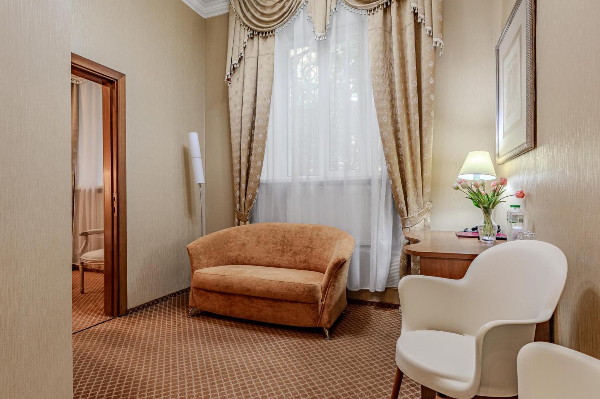 Gallery Hotel Gintama Apgrade Kyiv Quarto foto