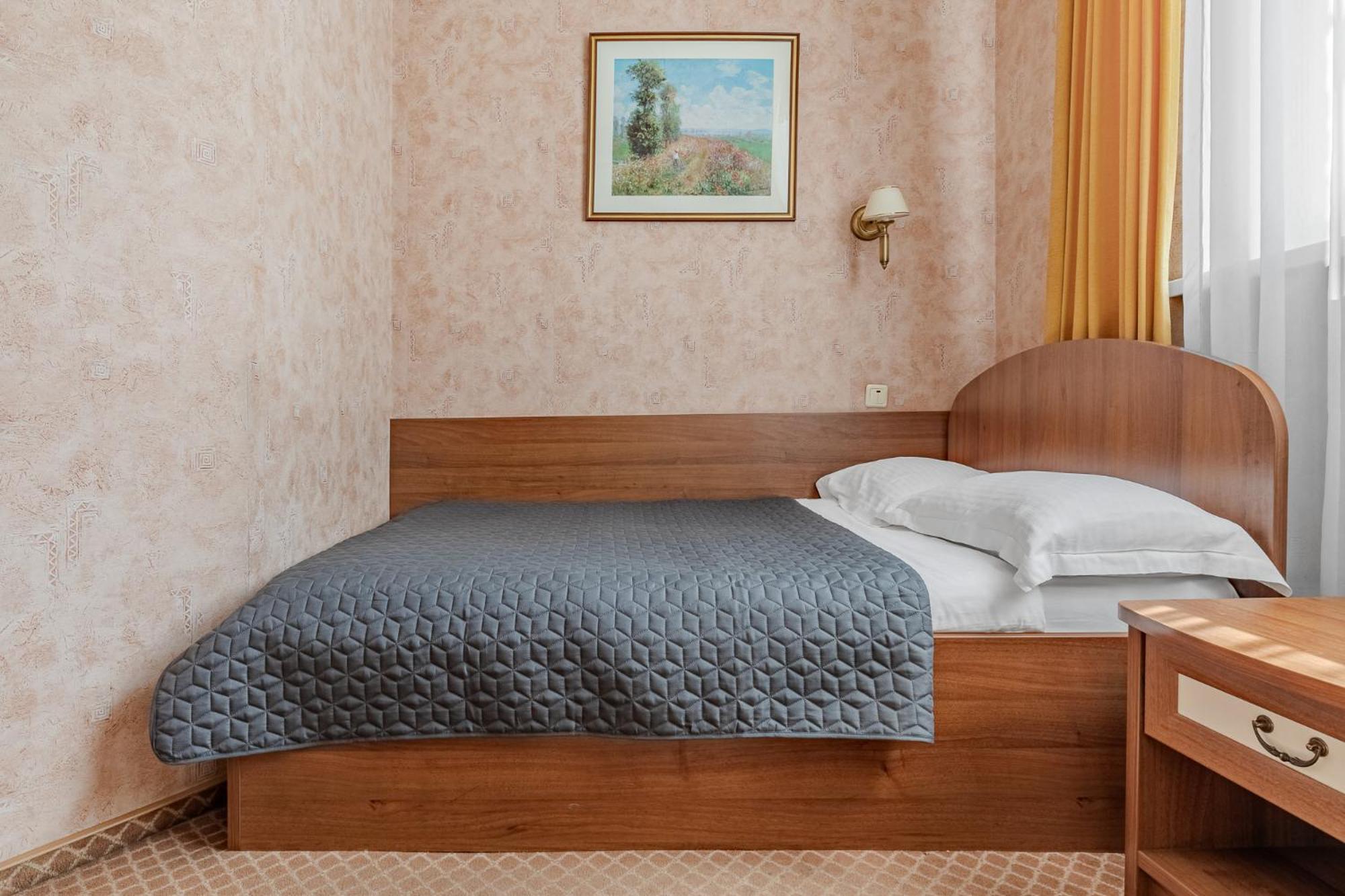 Gallery Hotel Gintama Apgrade Kyiv Quarto foto