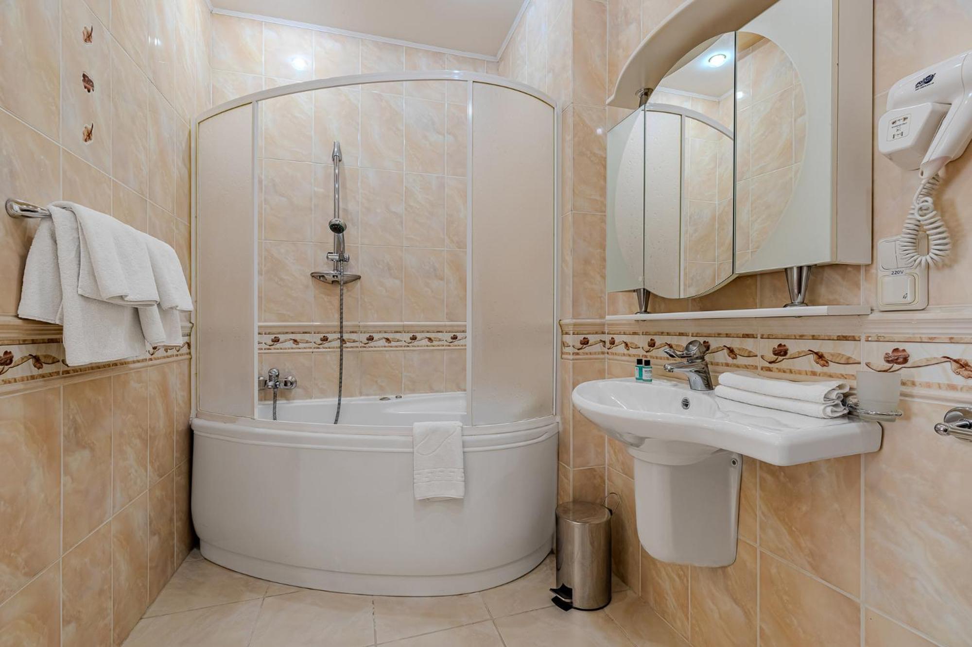 Gallery Hotel Gintama Apgrade Kyiv Quarto foto