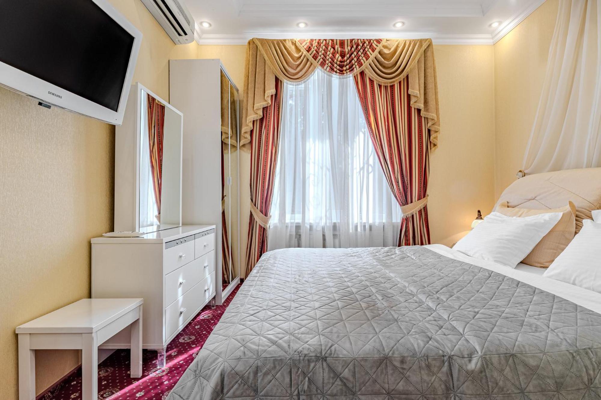 Gallery Hotel Gintama Apgrade Kyiv Exterior foto