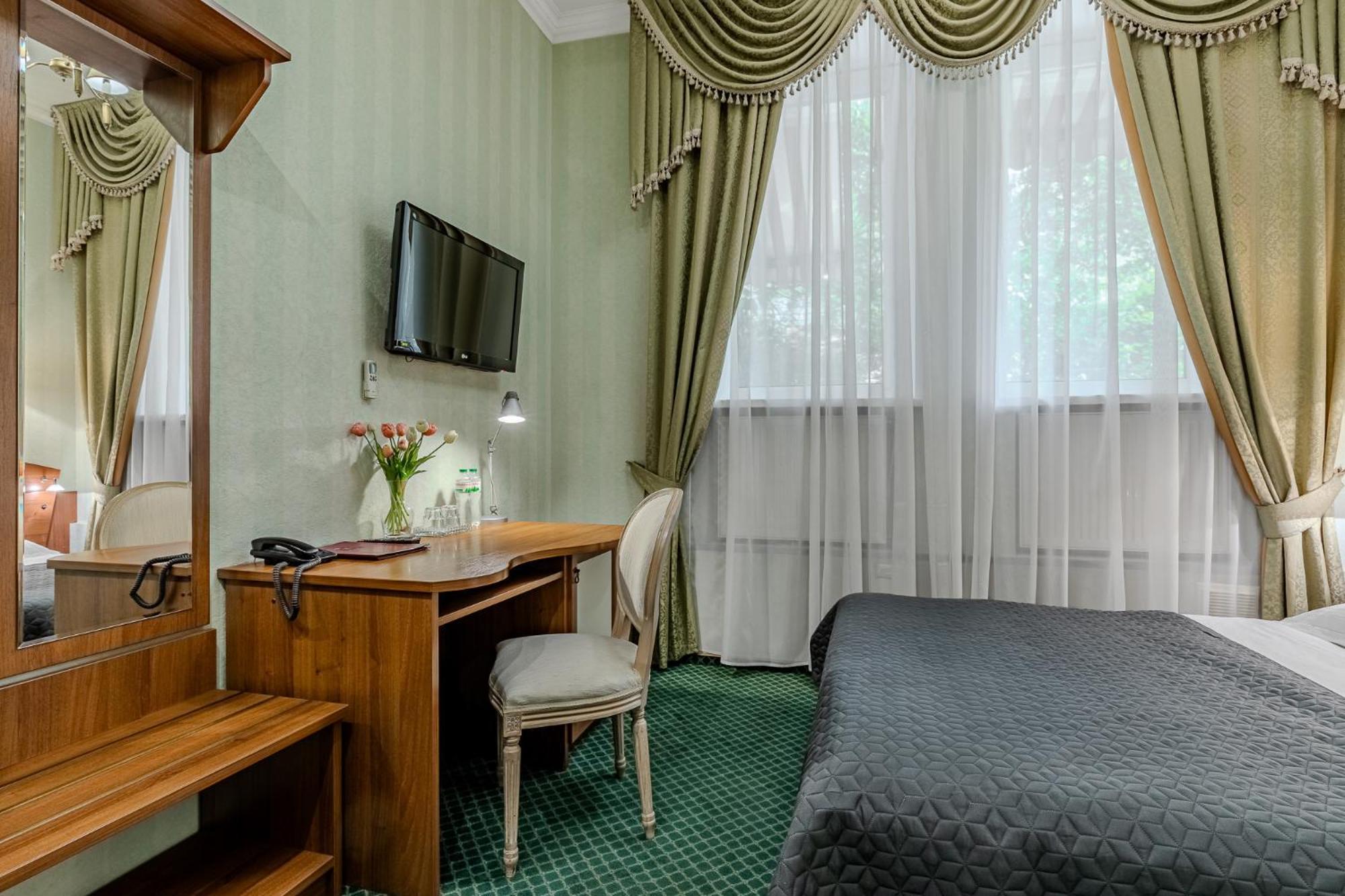 Gallery Hotel Gintama Apgrade Kyiv Exterior foto