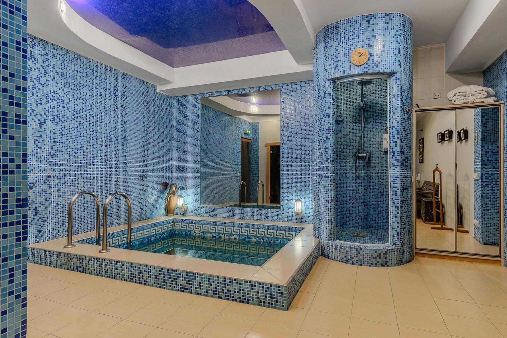 Gallery Hotel Gintama Apgrade Kyiv Exterior foto