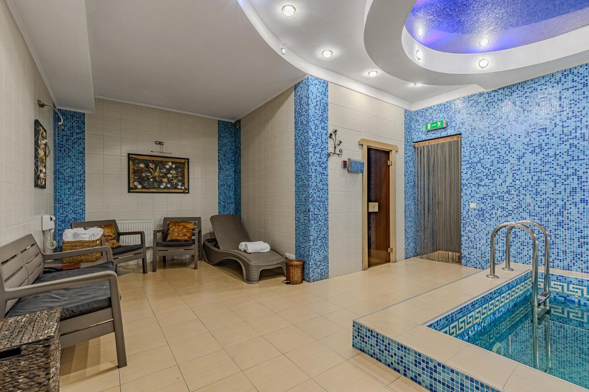 Gallery Hotel Gintama Apgrade Kyiv Exterior foto