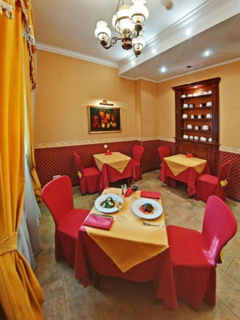 Gallery Hotel Gintama Apgrade Kyiv Exterior foto