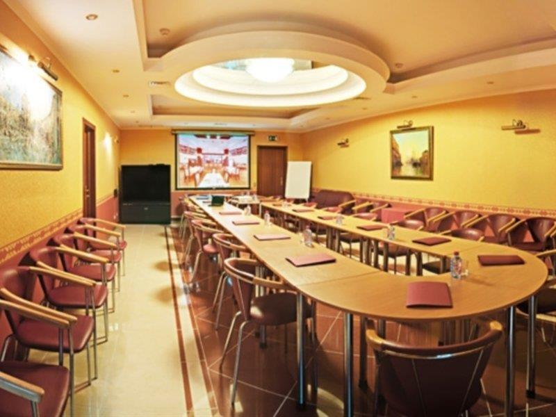 Gallery Hotel Gintama Apgrade Kyiv Exterior foto